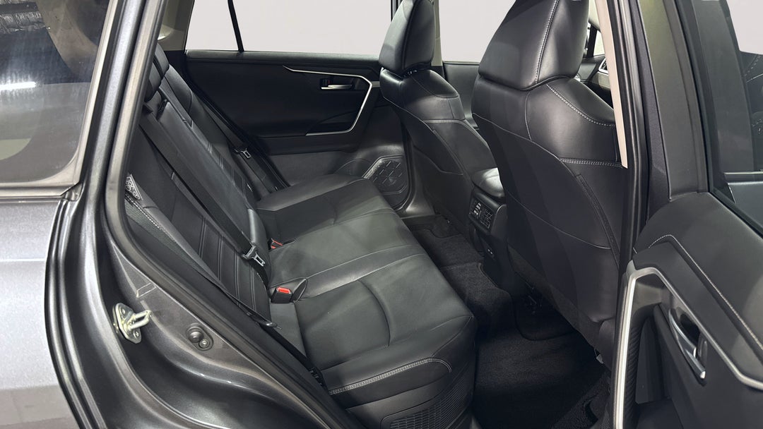 2022 Toyota RAV4 Cruiser (AWD) Hybrid, Automatic, 34669 km, Right Side Rear Door Cabin View