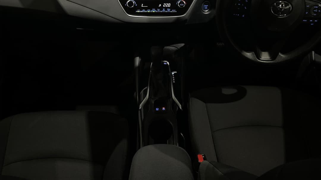 2021 Toyota Corolla Ascent Sport Hybrid, Automatic, 66895 km, Center Console
