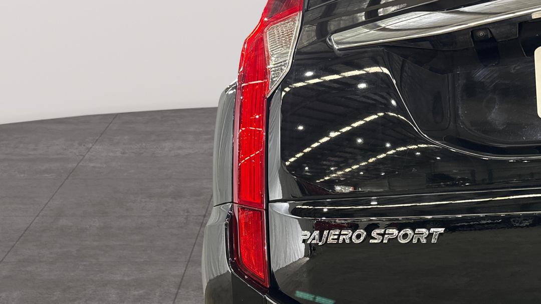 2018 Mitsubishi Pajero Sport Exceed (4x4) 7 Seat, Automatic, 55056 km, Badge (Boot Left Side)