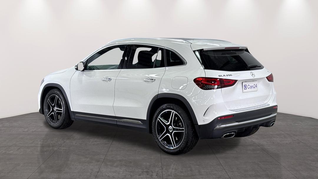 2021 Mercedes-benz GLA 250 4matic, Automatic, 16149 km, Left Back Diagonal (45- Degree) View