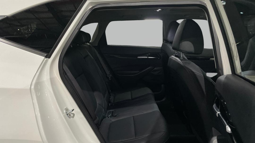 2021 Kia Seltos Gt-line (AWD), Automatic, 30349 km, Right Side Rear Door Cabin View