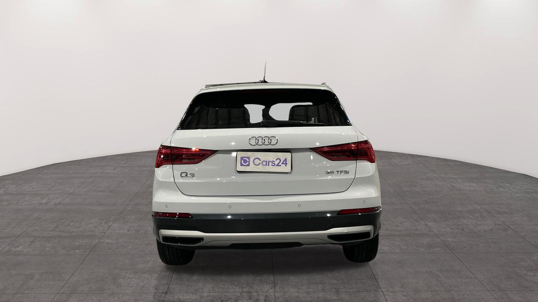 2021 Audi Q3 35 Tfsi, Automatic, 44475 km, Back/Rear View