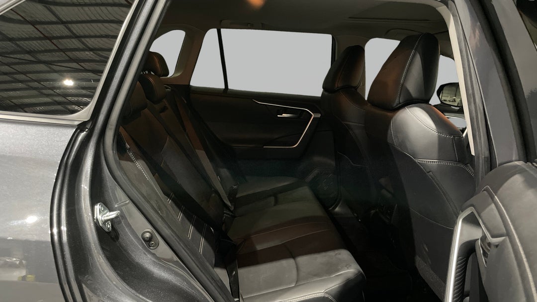 2021 Toyota RAV4 Cruiser (AWD) Hybrid, Automatic, 49840 km, Right Side Rear Door Cabin View