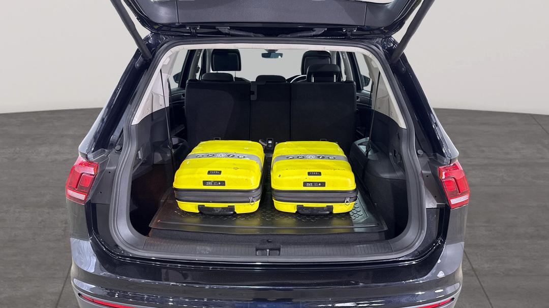 2020 Volkswagen Tiguan Allspace 132 Tsi Comfortline, Automatic, 57783 km, Boot Inside View with Luggage