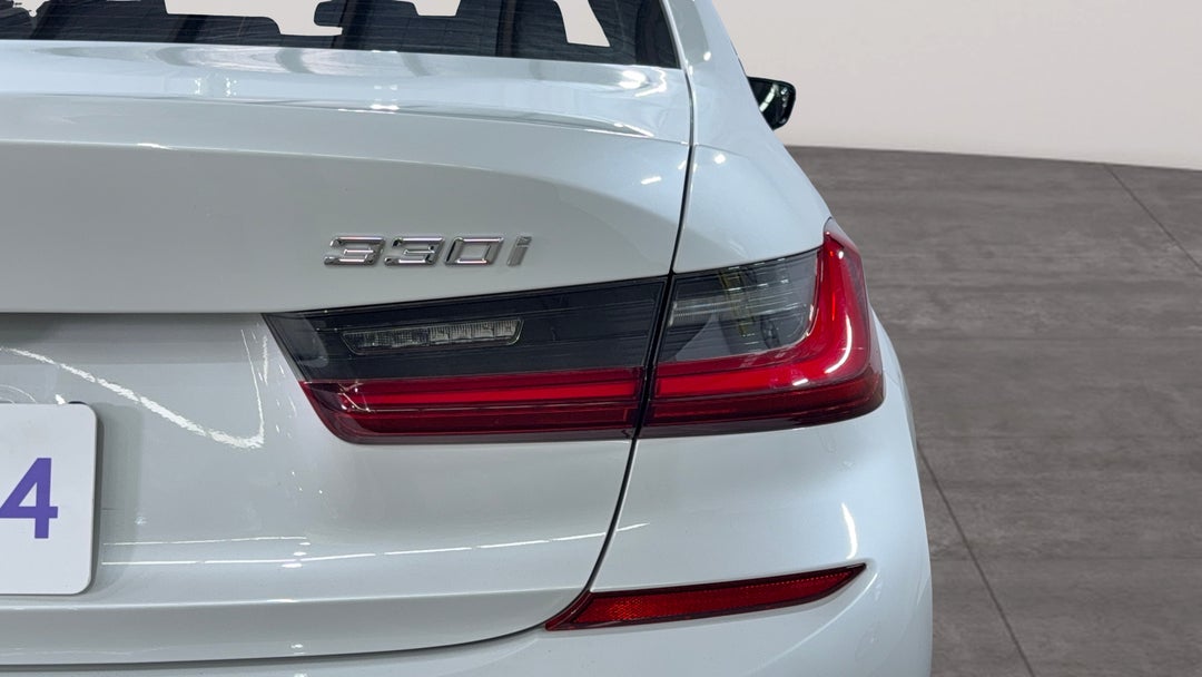 2022 BMW 3 30i M Sport, Automatic, 71167 km, Badge (Boot Right Side)