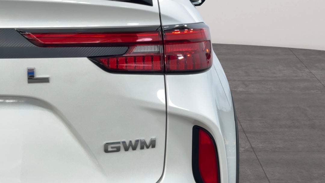 Badge (Boot Right Side)