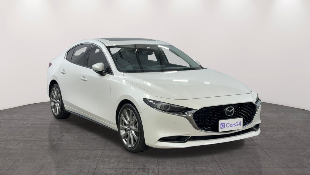 Right Front Diagonal (45- Degree) View