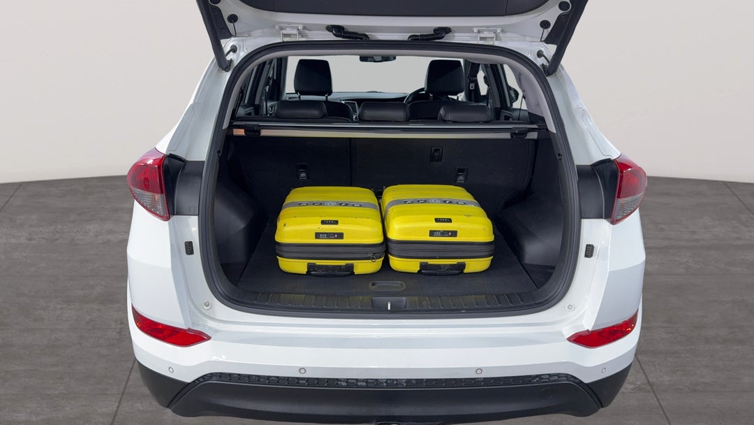 2018 Hyundai Tucson Elite Crdi (awd), Automatic, 112840 km, Boot Inside View with Luggage