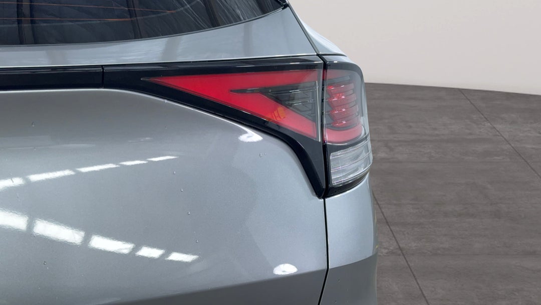 Badge (Boot Right Side)