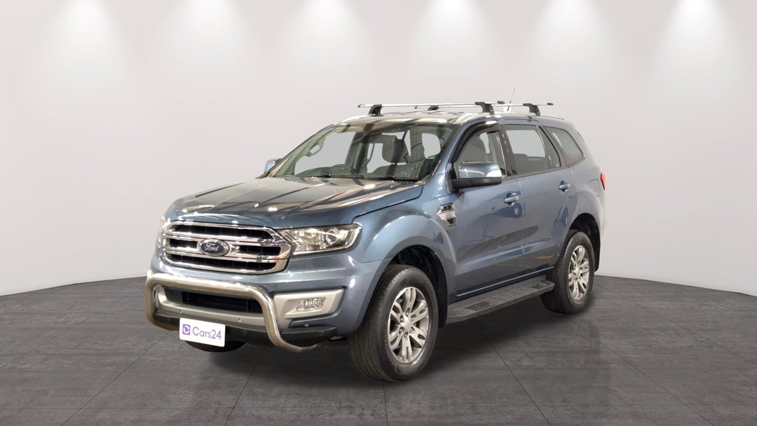 Left Front Diagonal (45- Degree) View