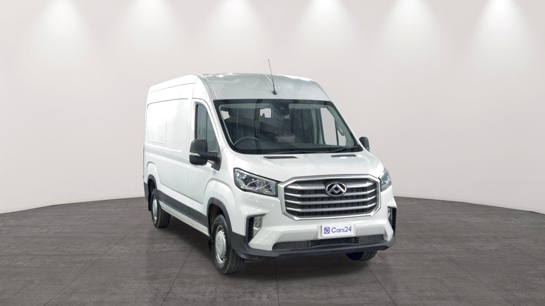 Right Front Diagonal (45- Degree) View