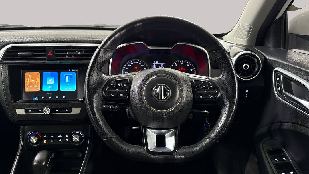 2023 MG ZS Excite, Automatic, 25899 km, Steering Wheel Close-up