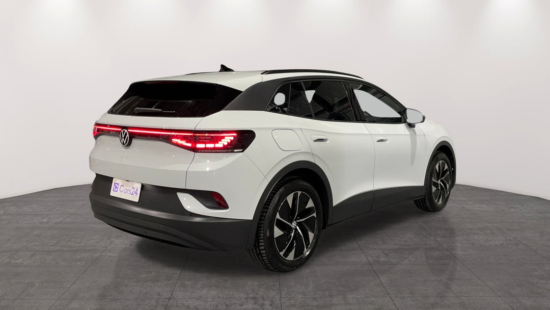 2025 Volkswagen Id.4 Pro, Automatic, 6405 km, Right Back Diagonal (45- Degree) View