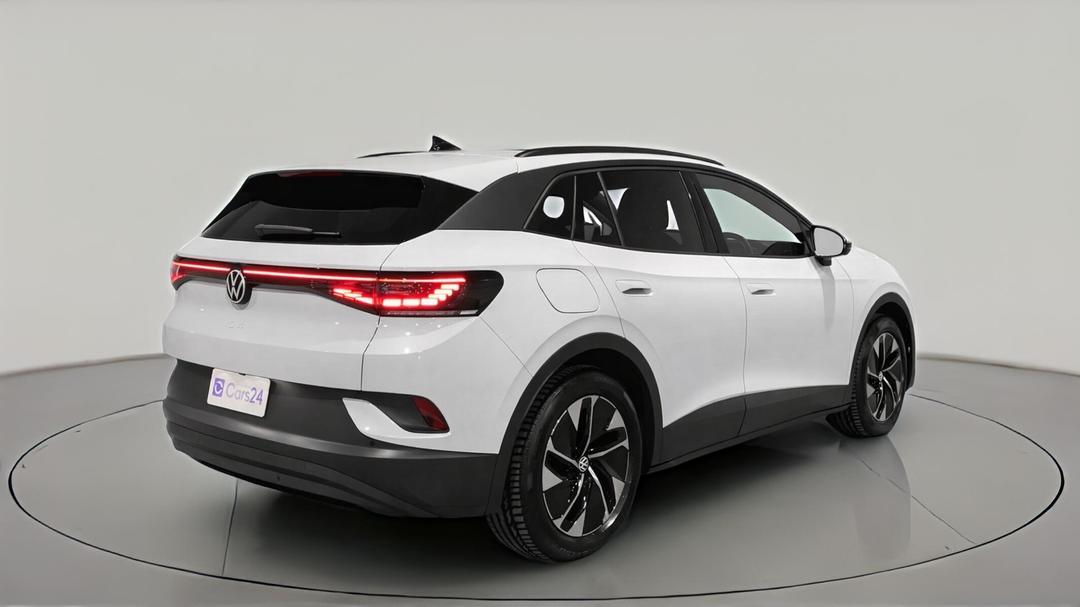 2025 Volkswagen Id.4 Pro, Automatic, 6405 km, Right Back Diagonal (45- Degree) View