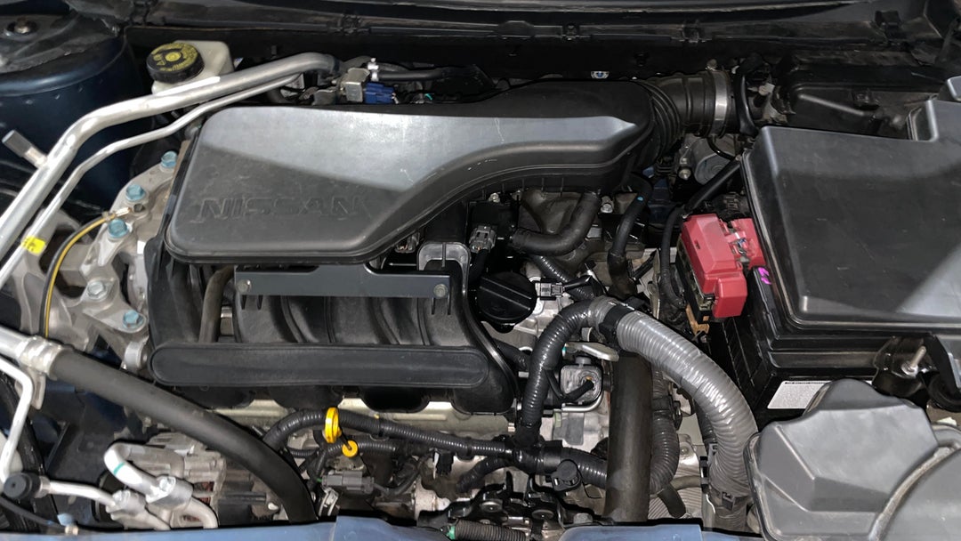 2017 Nissan Qashqai St-l, Automatic, 151809 km, Open Bonnet (Engine)