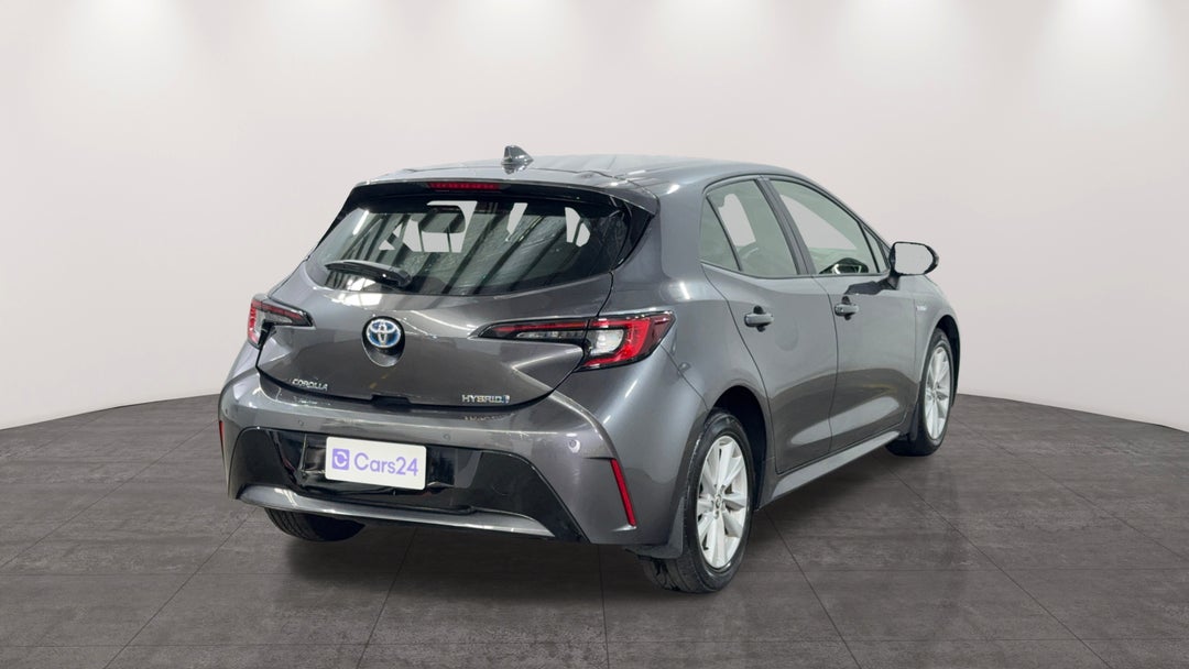 Right Back Diagonal (45- Degree) View