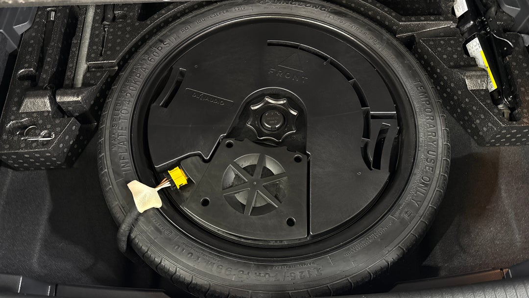 2020 Volkswagen Golf R, Automatic, 45290 km, Spare Wheel