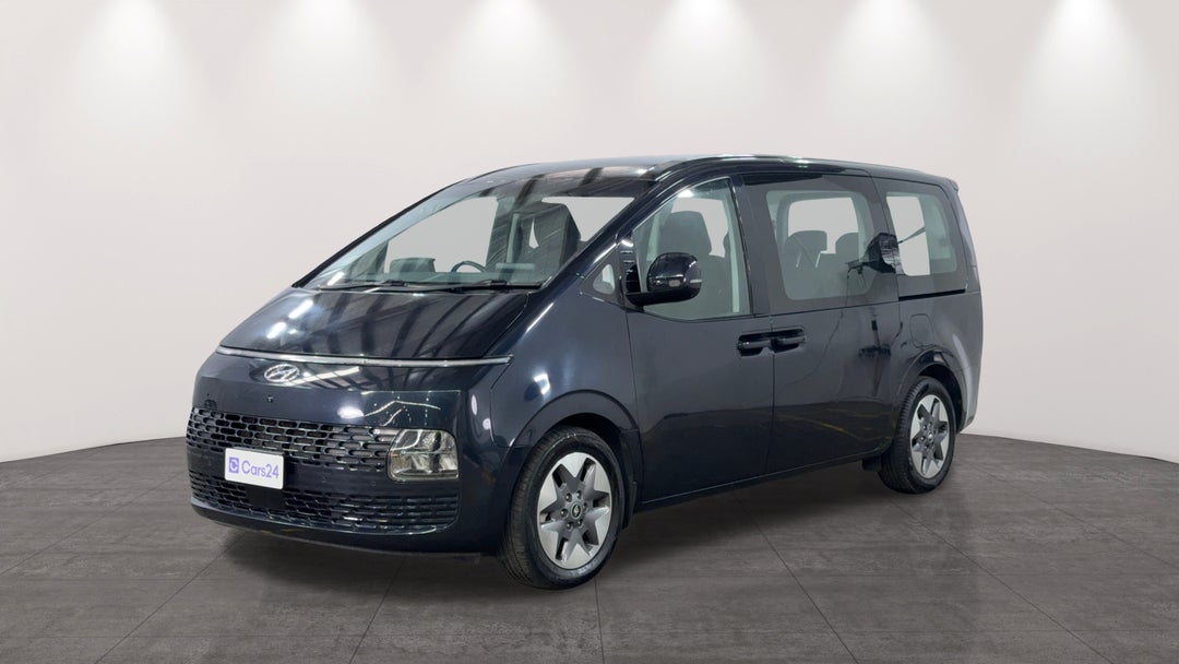 2021 Hyundai Staria Staria, Automatic, 88061 km, Left Front Diagonal (45- Degree) View