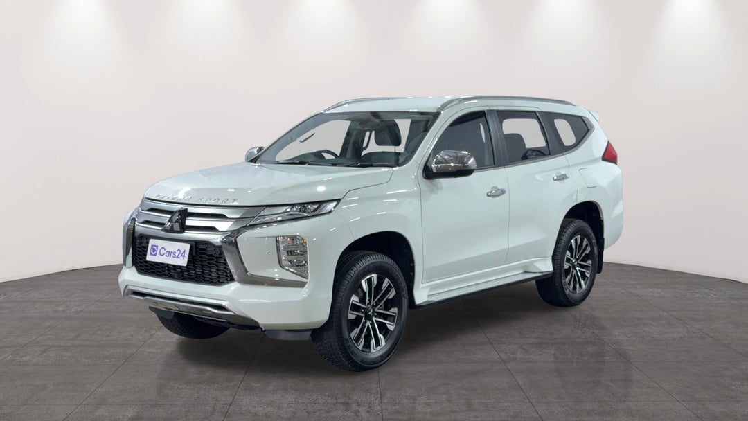2023 Mitsubishi Pajero Sport Exceed (4wd) 7 Seat, Automatic, 14126 km, Left Front Diagonal (45- Degree) View