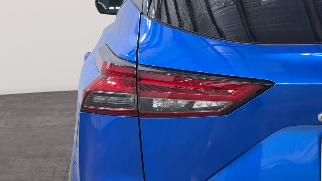 Badge (Boot Left Side)