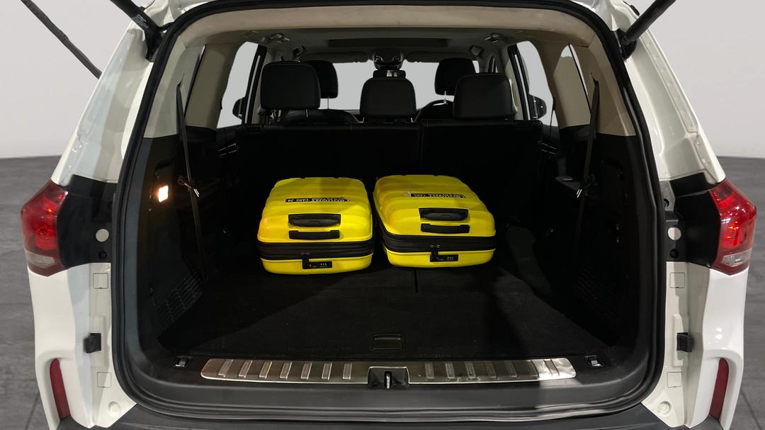 2022 LDV D90 Executive (4WD), Automatic, 46968 km, Boot Inside View with Luggage