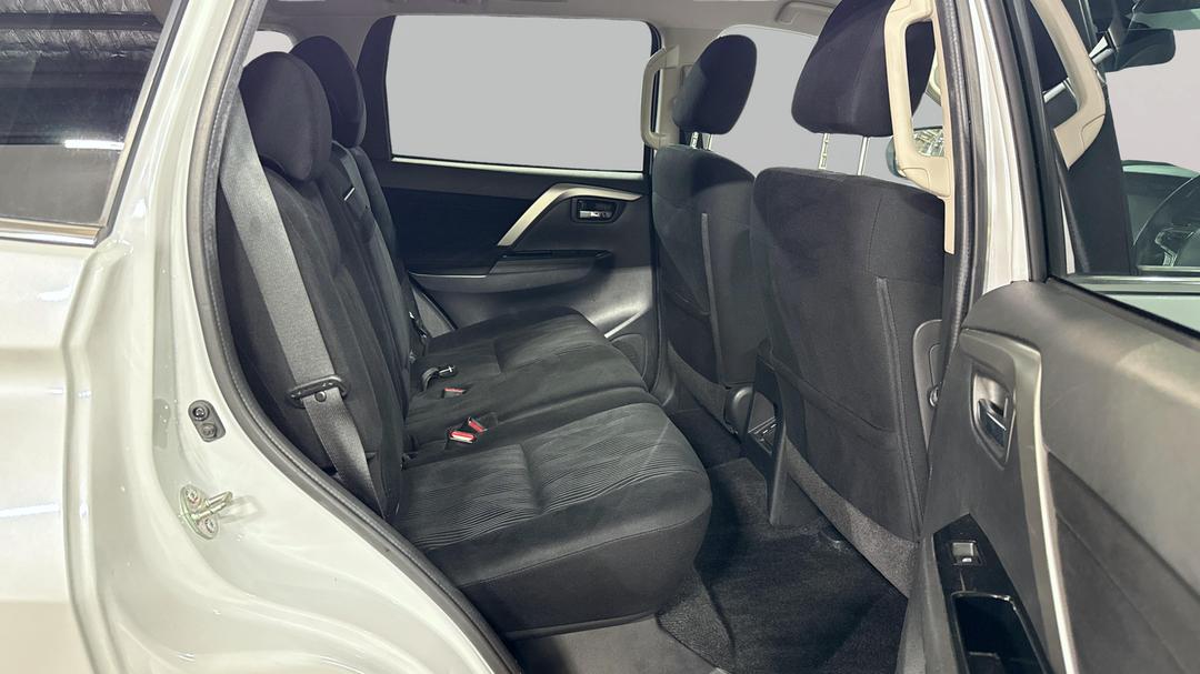 2021 Mitsubishi Pajero Sport Gls (4x4) 7 Seat, Automatic, 71687 km, Right Side Rear Door Cabin View