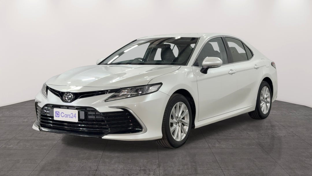 2024 Toyota Camry Ascent, Automatic, 52252 km, Left Front Diagonal (45- Degree) View