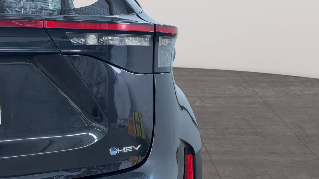 2024 Toyota Yaris Cross Gx Hybrid, Automatic, 47468 km, Badge (Boot Right Side)