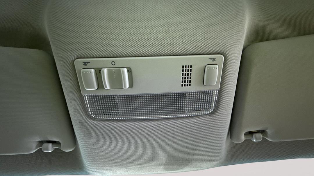 2015 Volkswagen Polo 66 Tsi Trendline, Automatic, 62982 km, On-Roof Controls/Sunglass holder