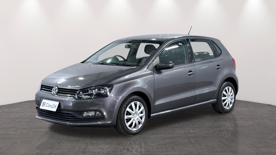 2015 Volkswagen Polo 66 Tsi Trendline, Automatic, 62982 km, Left Front Diagonal (45- Degree) View
