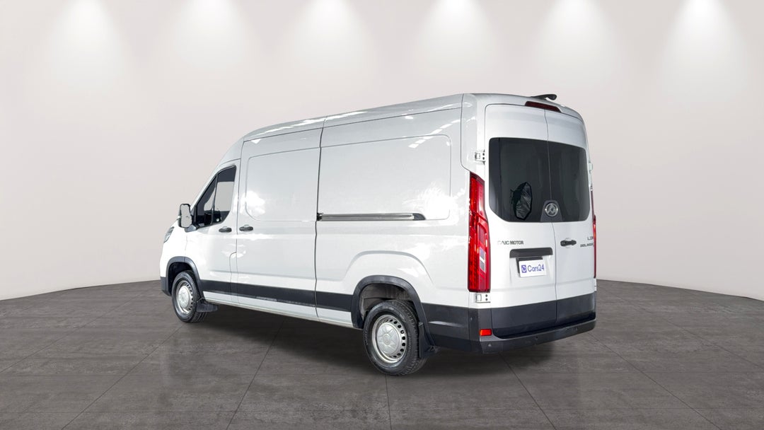 Left Back Diagonal (45- Degree) View