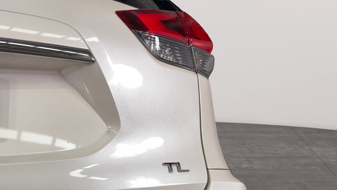 Badge (Boot Right Side)