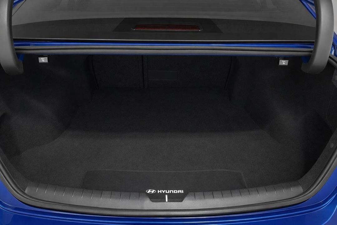 2018 Hyundai Sonata Premium, Automatic, 41958 km, Boot Inside View