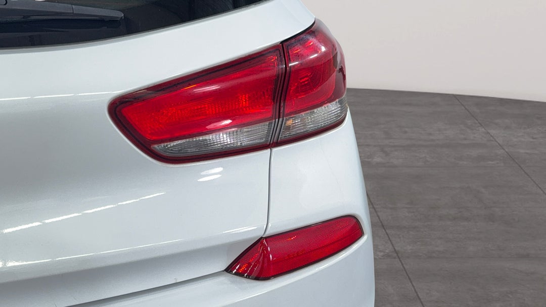 Badge (Boot Right Side)