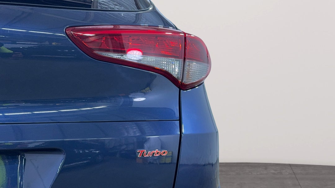 Badge (Boot Right Side)