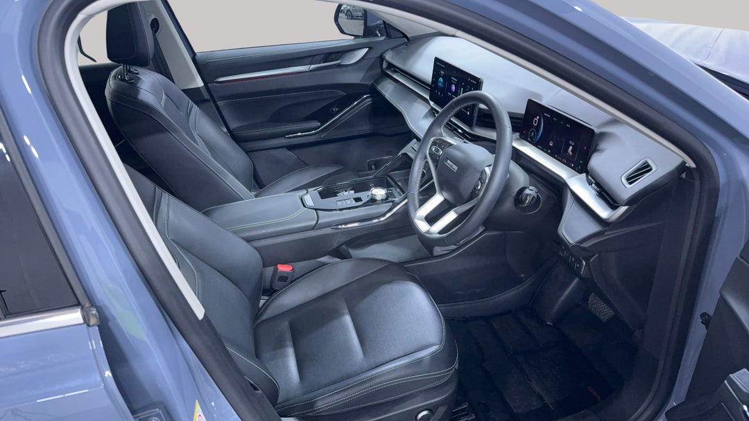 2024 GWM Haval H6 Ultra Hybrid, Automatic, 23852 km, Right Side Front Door Cabin View