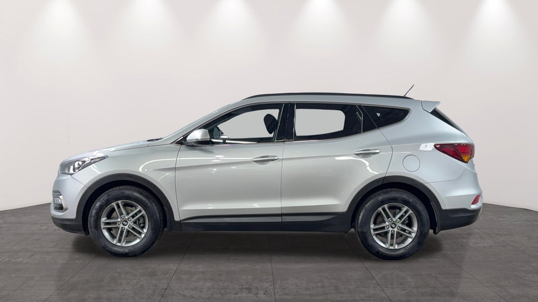 2017 Hyundai Santa Fe Active (4x4), Automatic, 107143 km, Left Side View