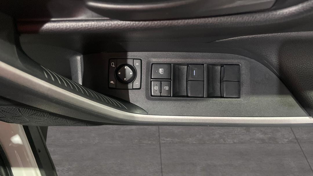 2023 Toyota RAV4 Gx (2WD) Hybrid, Automatic, 47607 km, Drivers Side Door Panel Controls