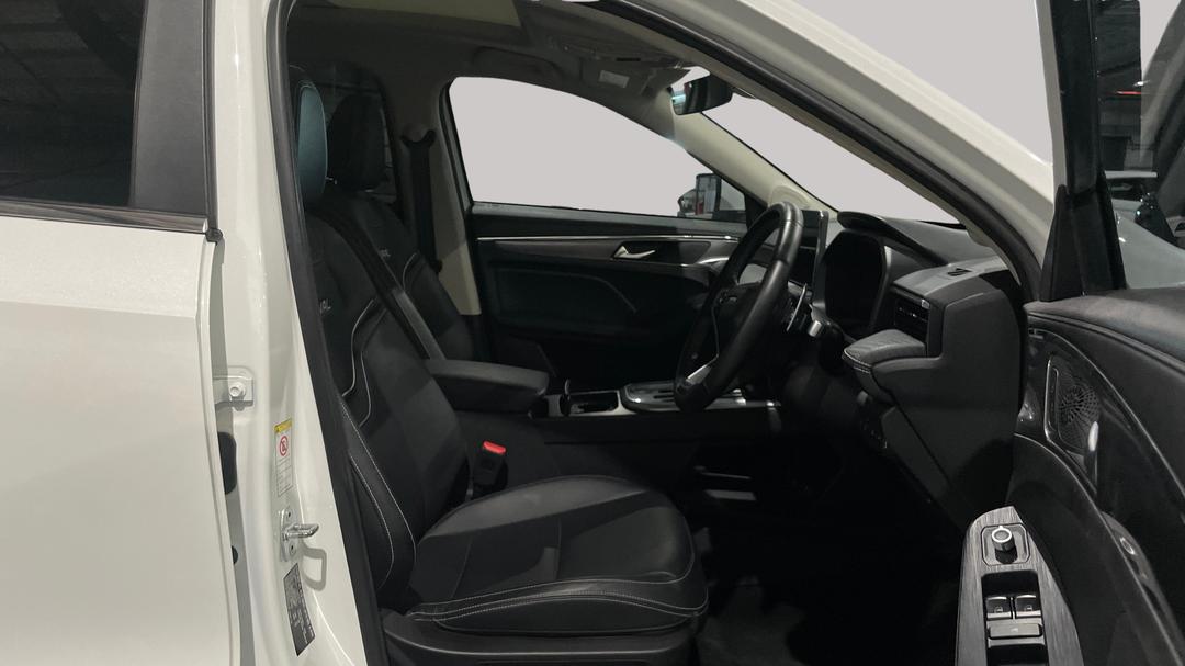 2022 GWM Haval Jolion Ultra, Automatic, 43231 km, Right Side Front Door Cabin View