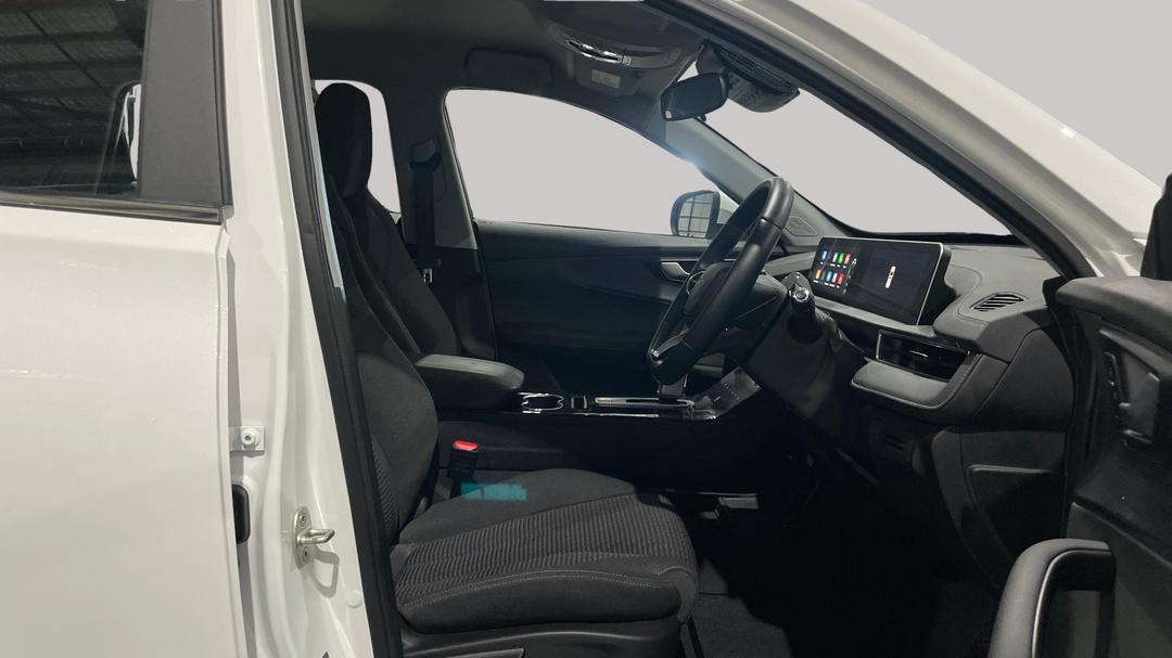 2025 Chery Tiggo 4 Pro Urban, Automatic, 4565 km, Right Side Front Door Cabin View