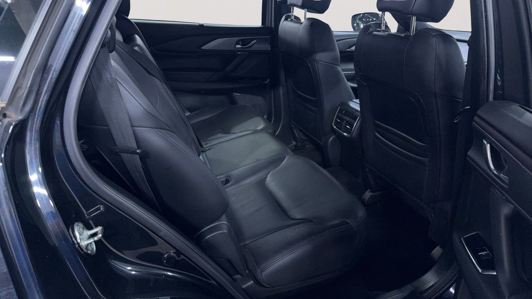 2017 Mazda CX-9 Azami (awd), Automatic, 129122 km, Right Side Rear Door Cabin View