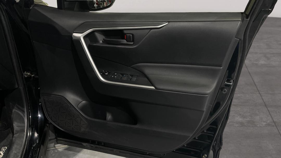 2022 Toyota RAV4 Gx (2WD) Hybrid, Automatic, 69764 km, Speaker View