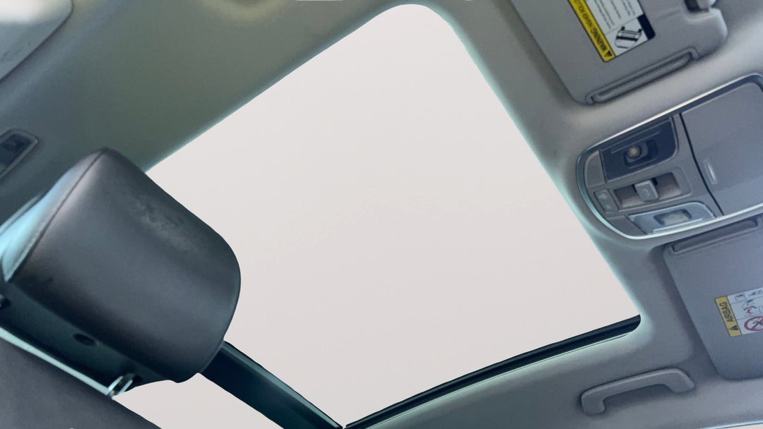 Interior Sunroof/Moonroof