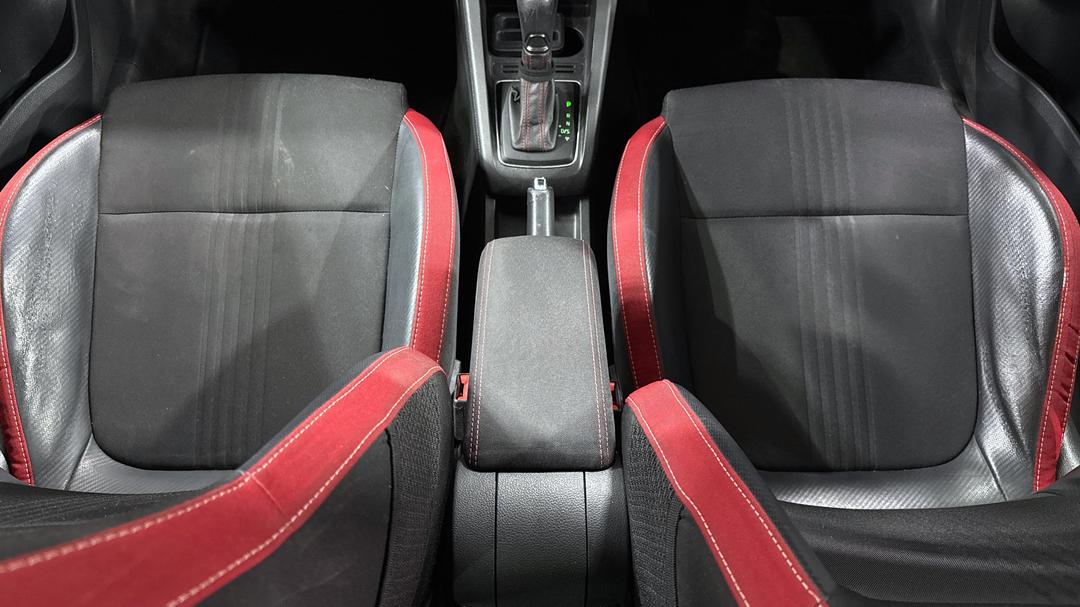 2018 SKODA Fabia 81 Tsi Monte Carlo, Automatic, 158906 km, Center Console