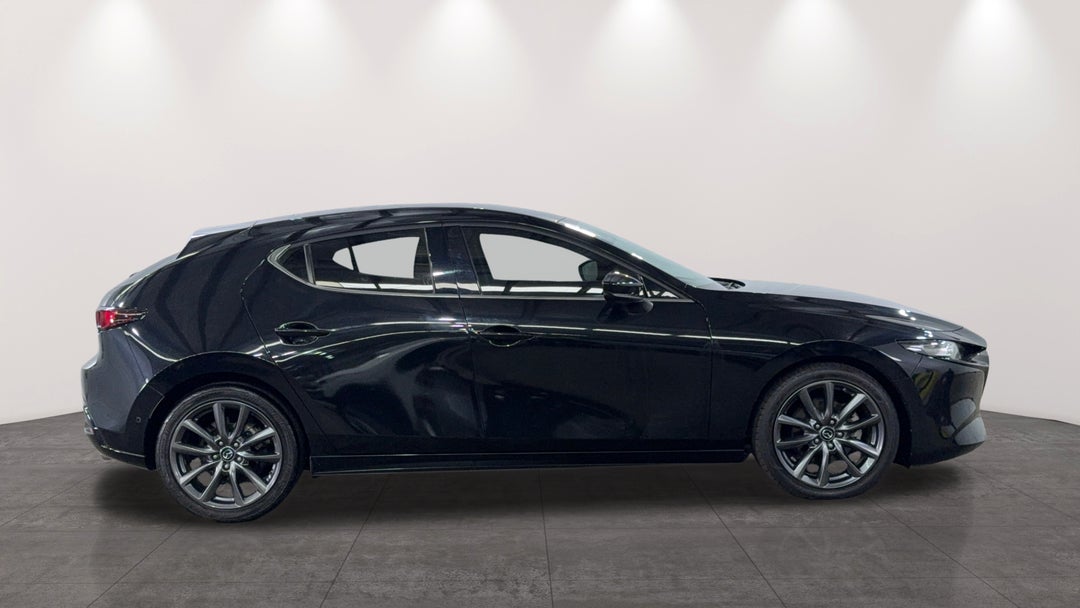 2019 Mazda 3 G25 Gt, Automatic, 82403 km, Right Side View