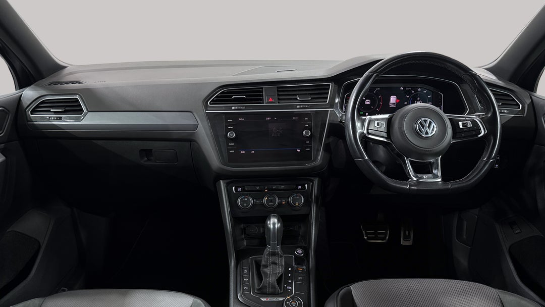 2019 Volkswagen Tiguan 132 Tsi R-line Edition, Automatic, 63435 km, Dashboard View