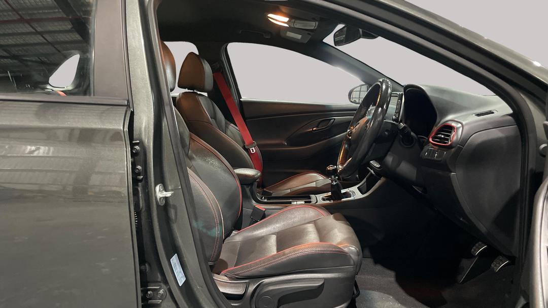 2020 Hyundai i30 N Line, Manual, 39033 km, Right Side Front Door Cabin View