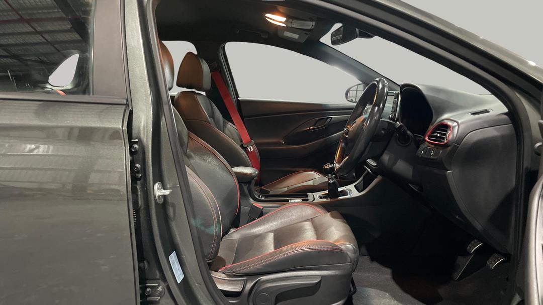 2020 Hyundai i30 N Line, Manual, 39033 km, Right Side Front Door Cabin View