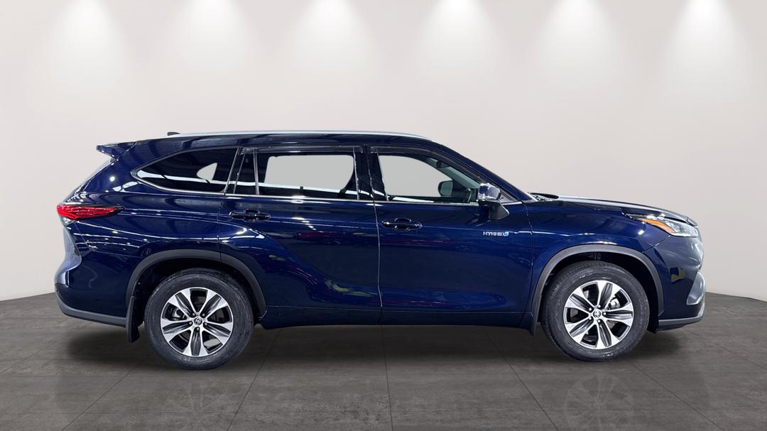 2022 Toyota Kluger Gxl Hybrid AWD, Automatic, 55788 km, Right Side View