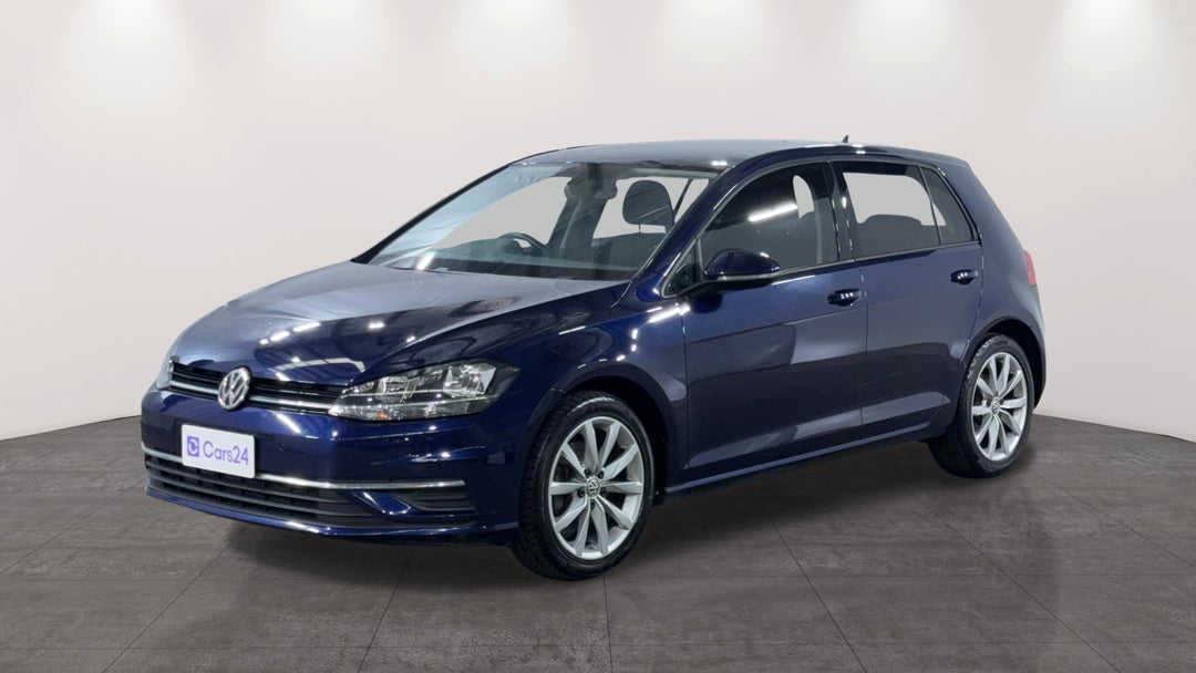 2018 Volkswagen Golf 110 Tsi Comfortline, Automatic, 104628 km, Left Front Diagonal (45- Degree) View